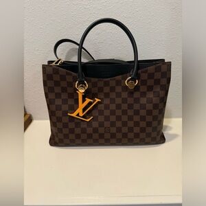 Authentic Louis Vuitton Damier Ebene LV Riverside Tote